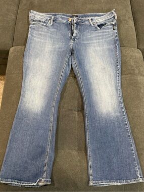 Silver Jeans Co. Plus Size Suki Mid Rise Jeans, 24x31"